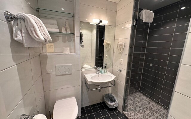 Hofslund Fjord Hotel