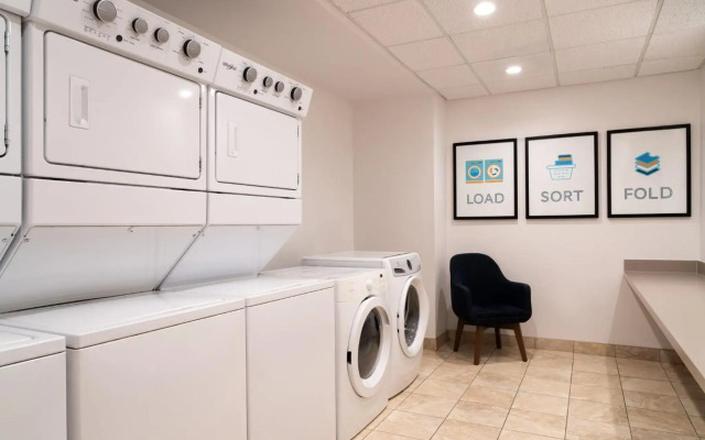 Staybridge Suites Akron-Stow-Cuyahoga Falls by IHG