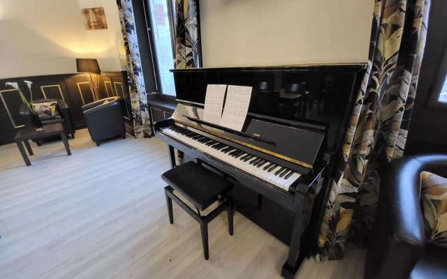 Brit Hotel Confort Auclair Gueret