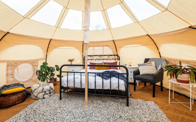 Luxury Glamping - Charlcombe Valley Orchards Bath