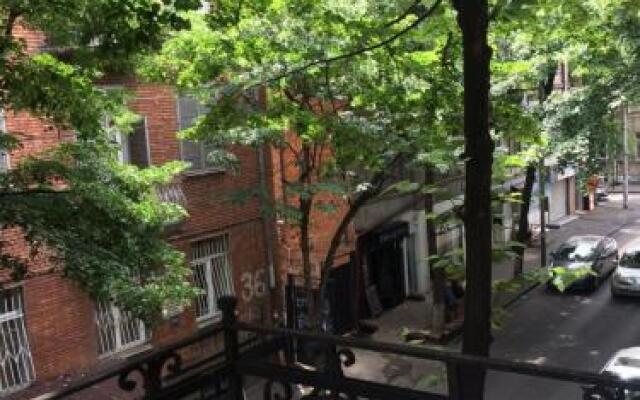 Century House On Vera