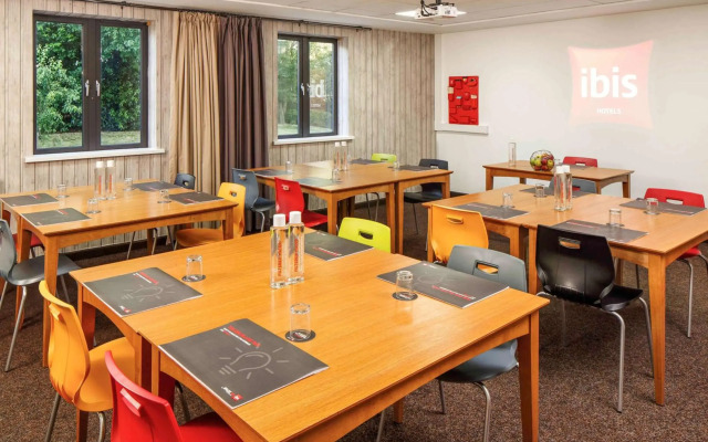 ibis Lincoln