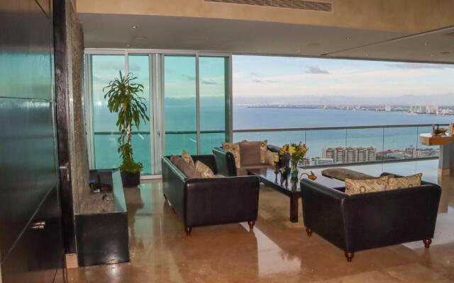 Spectacular 11,000 Sqft PenHouse fully staffed