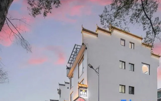 Ziyuexi · Terrace Courtyard Family-friendly Boutique Stay (Wuyuan Moon Bay Scenic Area) – Exterior – Shangrao
