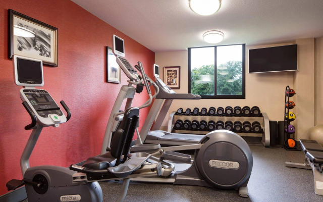 Holiday Inn Milwaukee Riverfront by IHG
