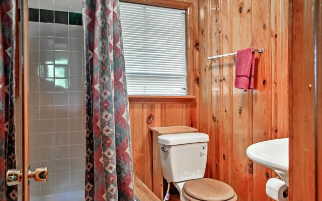 Ruidoso Cabin w/ Sunroom, Surrounded By Wildlife!