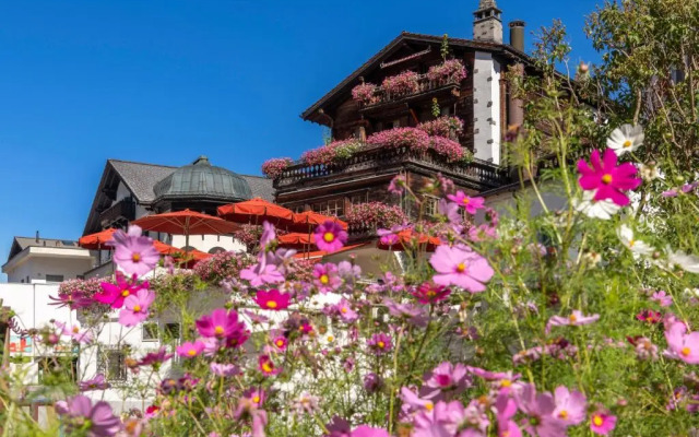 Hotel Chesa Grischuna