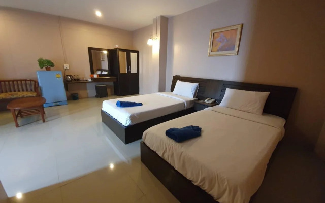 Highway Hotel Khon Kaen