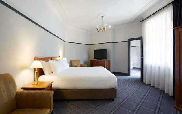 Brassey Hotel
