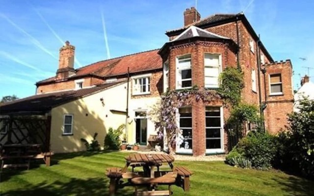 The Lawns