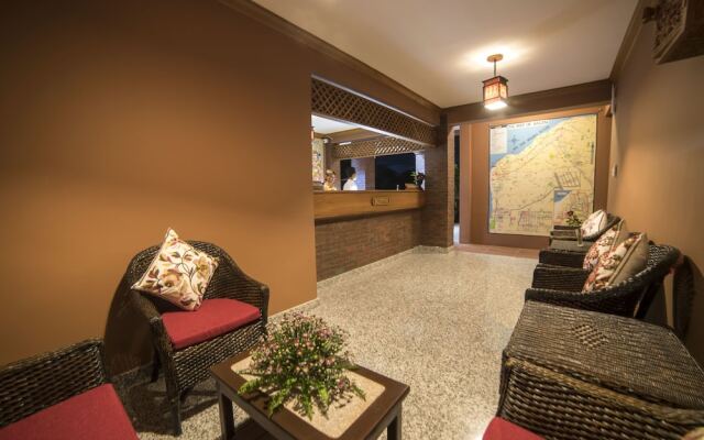 Royal Aykare Lodge