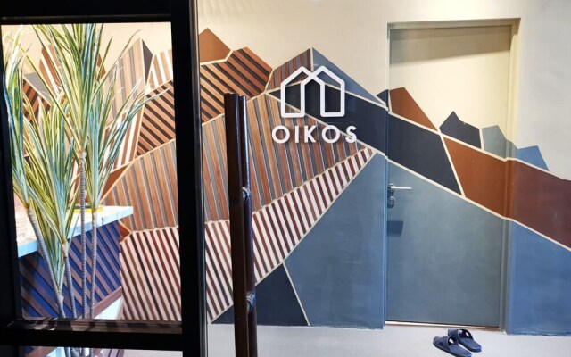 Oikos Poshtel