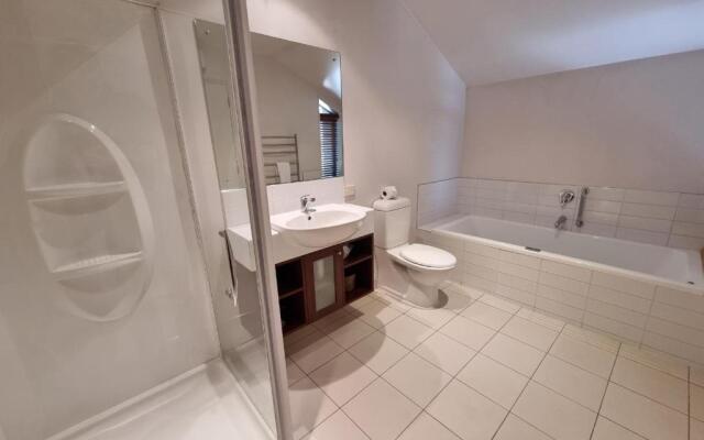 90 Conical Hill Road