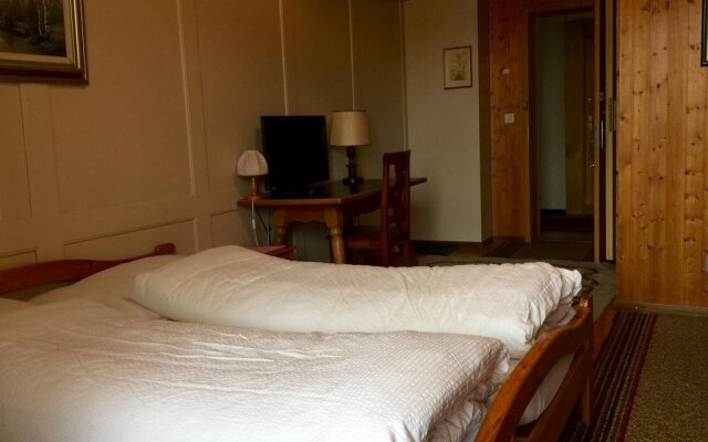 Gasthof zum roten Thurm