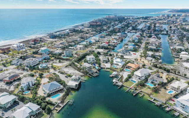 Harborside by Avantstay Expansive Destin Retreat