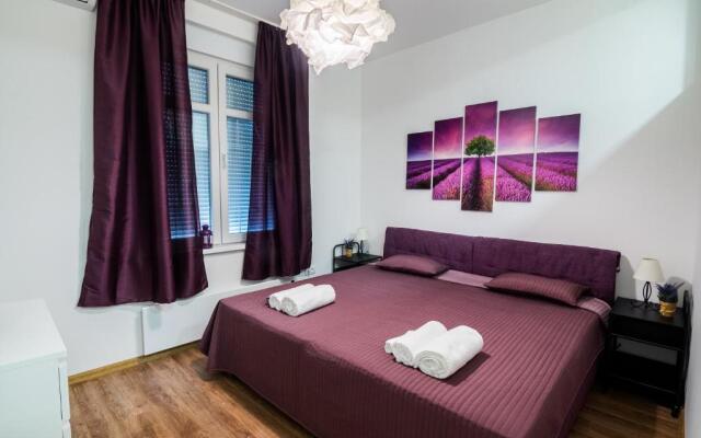 CheckBelgradeApartment- City Center