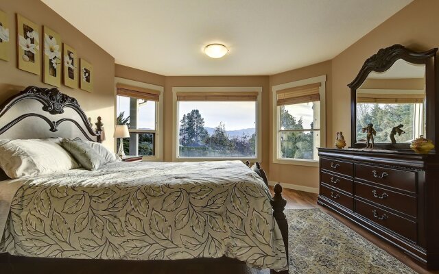 Beautiful Rodee Homestay -west Kelowna
