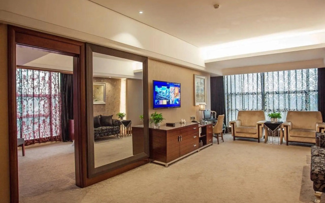 Jinlong Yufeng Hotel