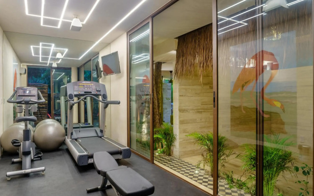 106 Beautiful Garden Apartment with Private Pool