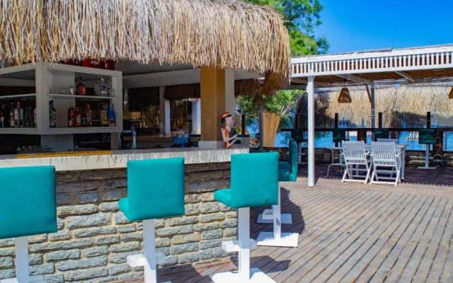 Ladonia Hotels Zemda