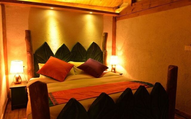 Sanse Yunhe Inn Lijiang Ancient Town