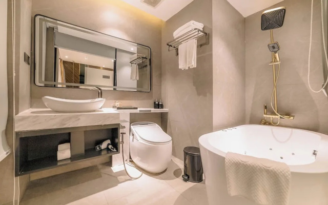 New Century Dalat Hotel