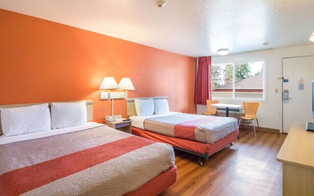 Motel 6 Vancouver, WA