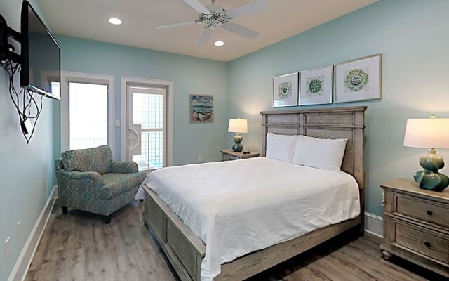 Boerboel's Beach Bungalow