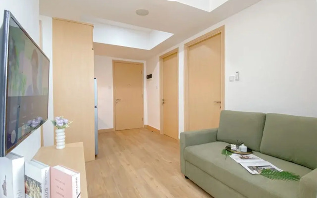 Simple 3Br At Pollux Chadstone Apartment