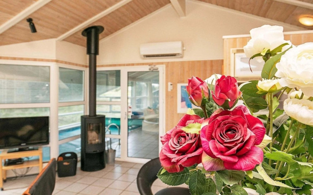 9 Person Holiday Home in Bindslev