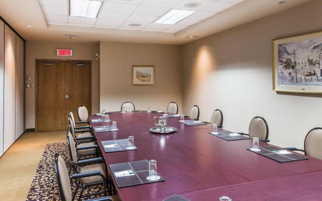 Quality Inn & Suites Gatineau