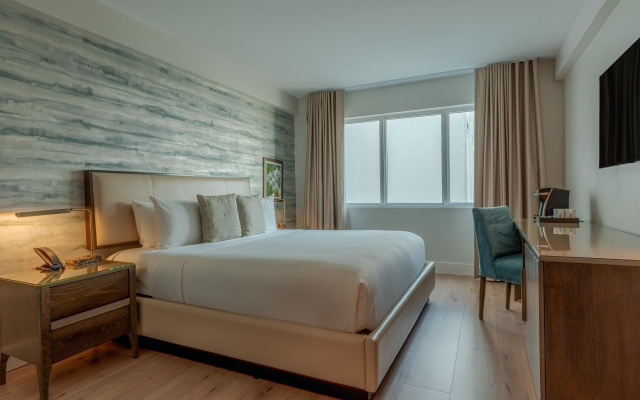 Iberostar Waves Miami Beach - Image 7