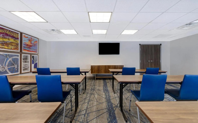 Holiday Inn Express & Suites Moab by IHG