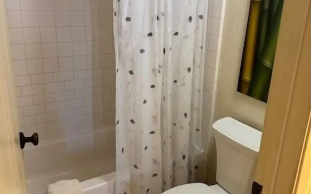 Papakea L105 2 Bedroom Condo