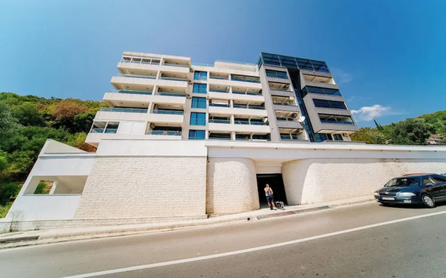 Budva Gate Penthouse