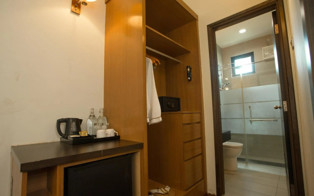 Tunamaya Beach & Spa Resort