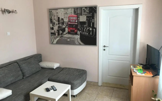 Apartmani Tomovic