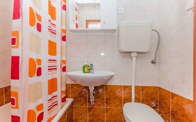 Apartment and Rooms Ivan