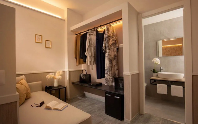 Sophie Terrace Hotel