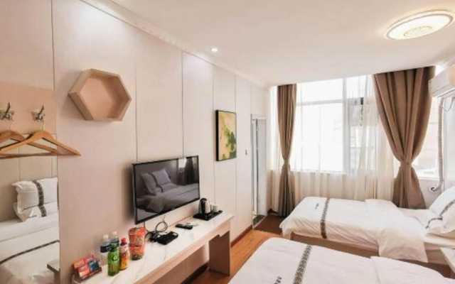 Zhengzhou Fuxuan Hotel