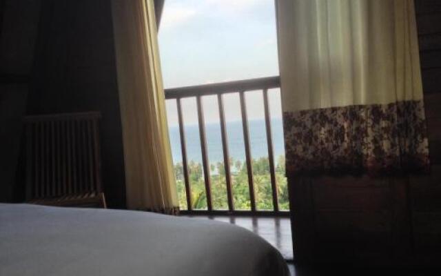 Cocohuts Hotel
