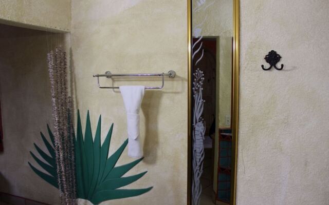 Las Gaviotas 2BR 402 by Casago