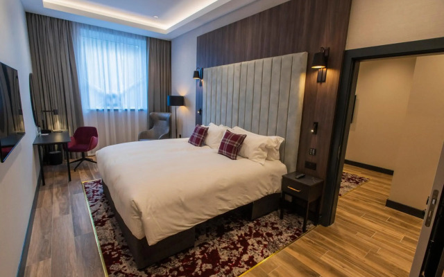 Tynecastle Park Hotel