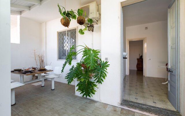 3137 Villetta Velia by Barbarhouse