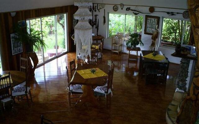 Chez Maria Goretti Hotel
