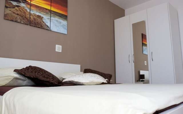 Apartments Pavlinovic