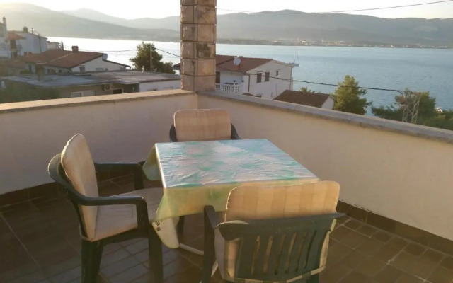 Maribela Apartment