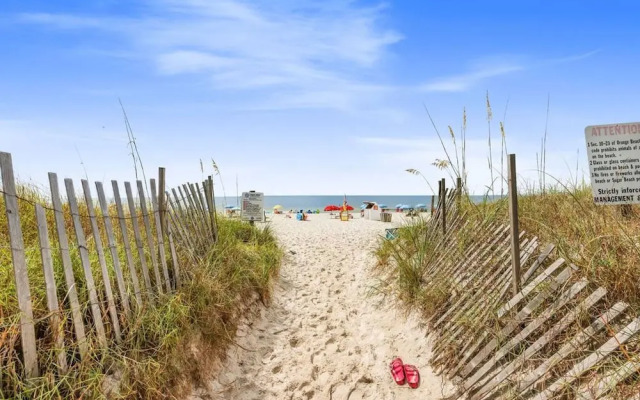 Sugar Beach153- 4 Pools Beachfront