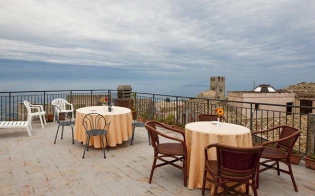 Hotel Moderno