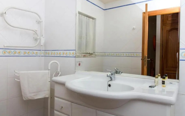 Villa Jóia da Galé by Stay-ici, Algarve Holiday Rental